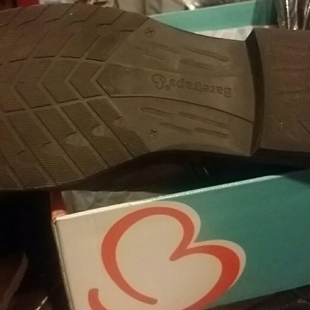Boots - Picture 4 of 4